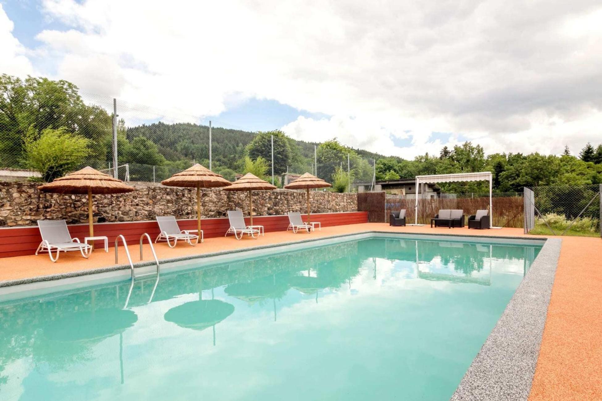 Hotel Domaine Le Prieure Chaumont-le-Bourg Zewnętrze zdjęcie